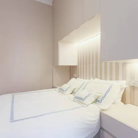 Marcora 6 B Luxury Living アパート