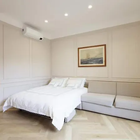 Marcora 6 B Luxury Living アパート *