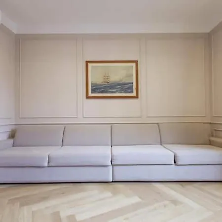 アパート Marcora 6 B Luxury Living ミラノ